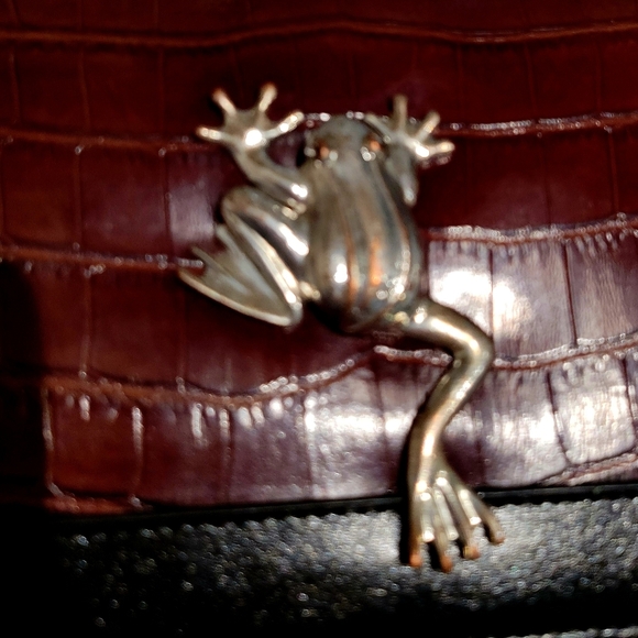 Brown and Black Crossbody Bag with Frog Accent - Picture 7 of 7